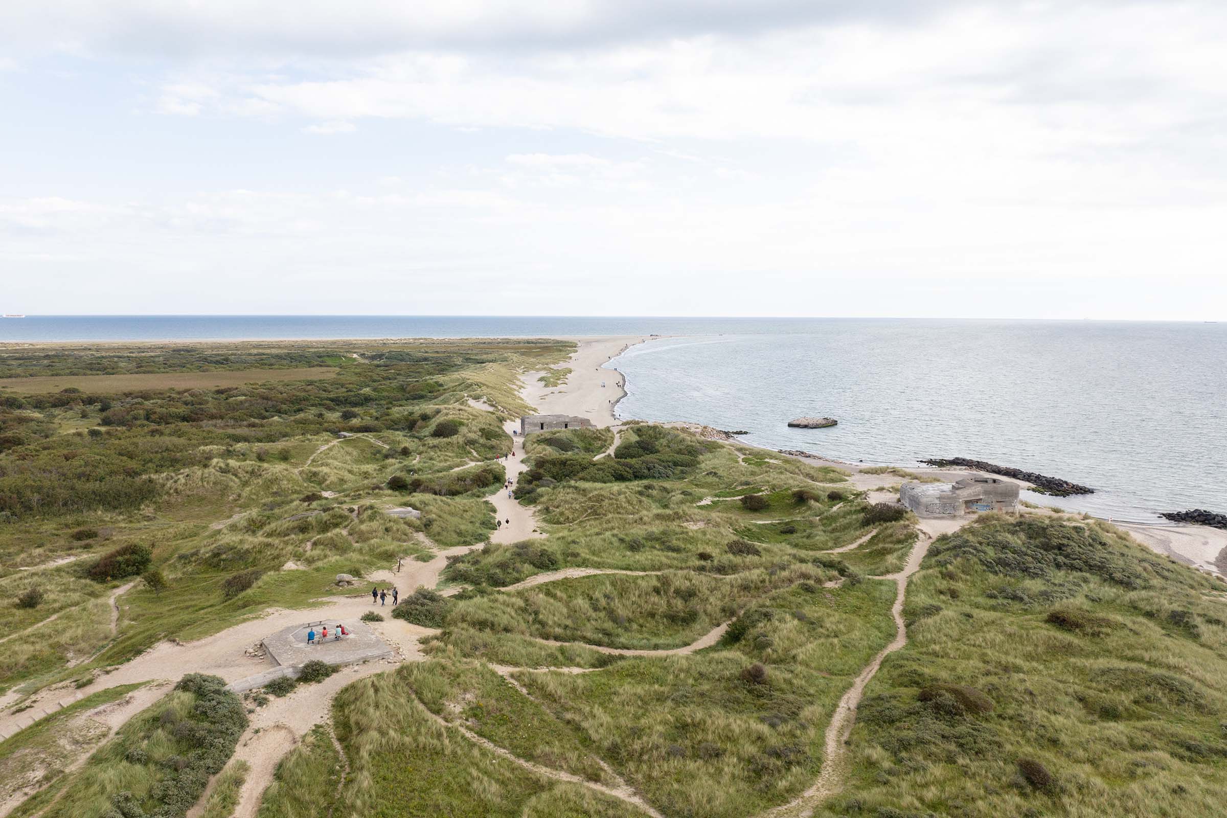 Dronefoto, landskab, mark, overblik af havet i Danmark. Realdania.