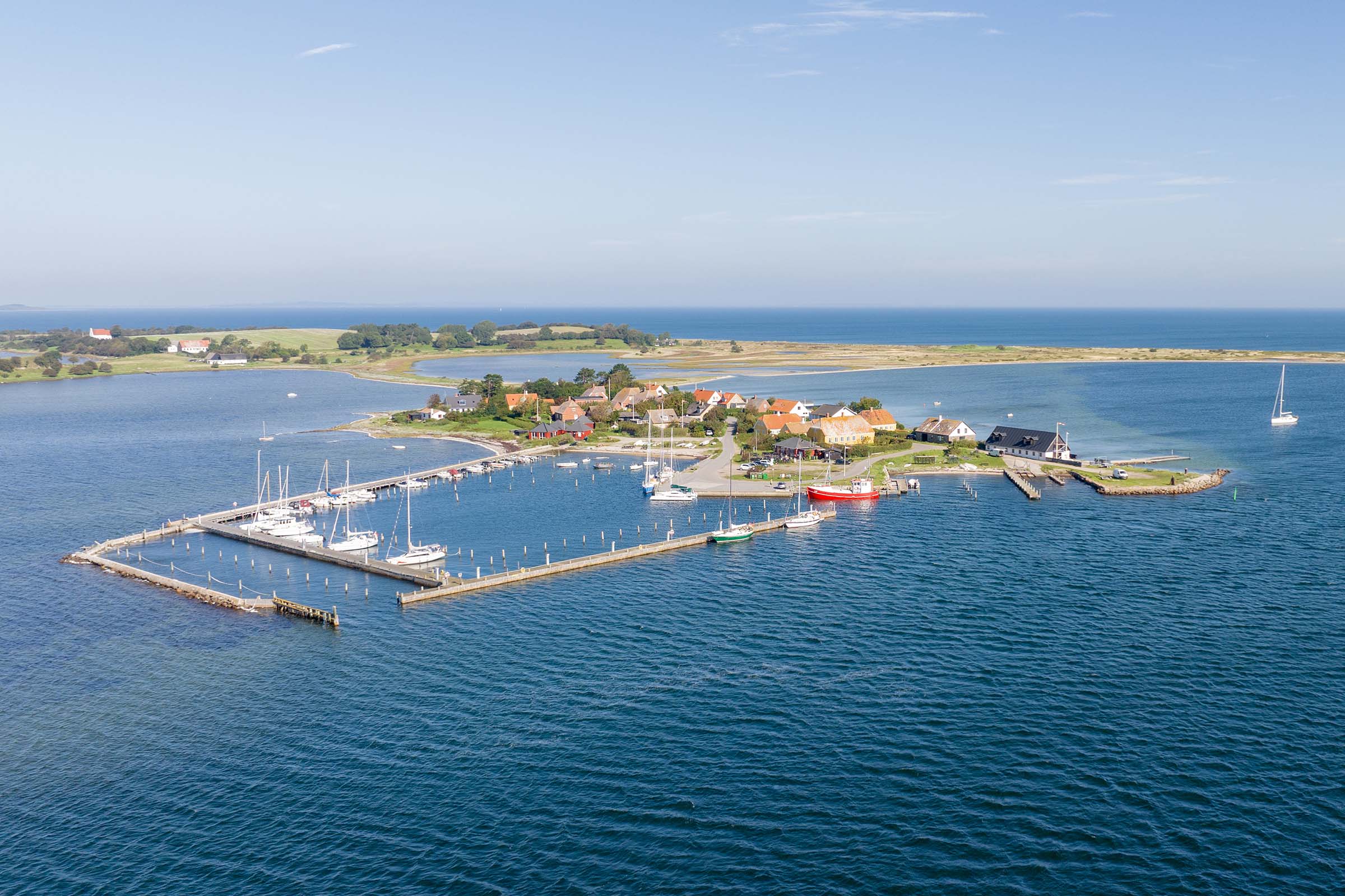 Case Stedet Tæller X, dronefoto, havudsigt, perspektiv.